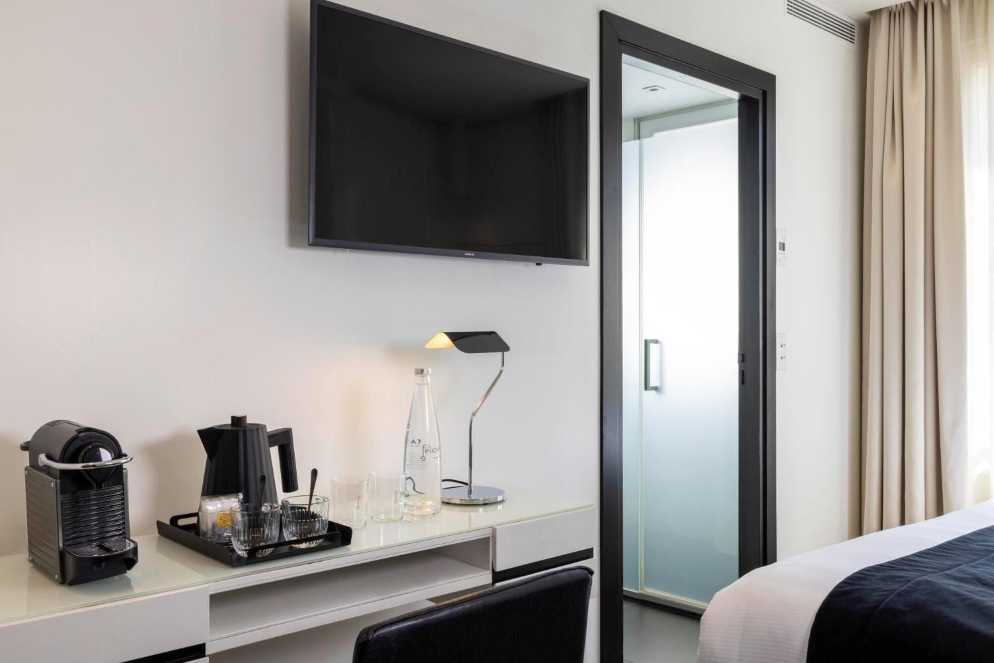 Hotel Felicien & Spa Paris Exterior photo