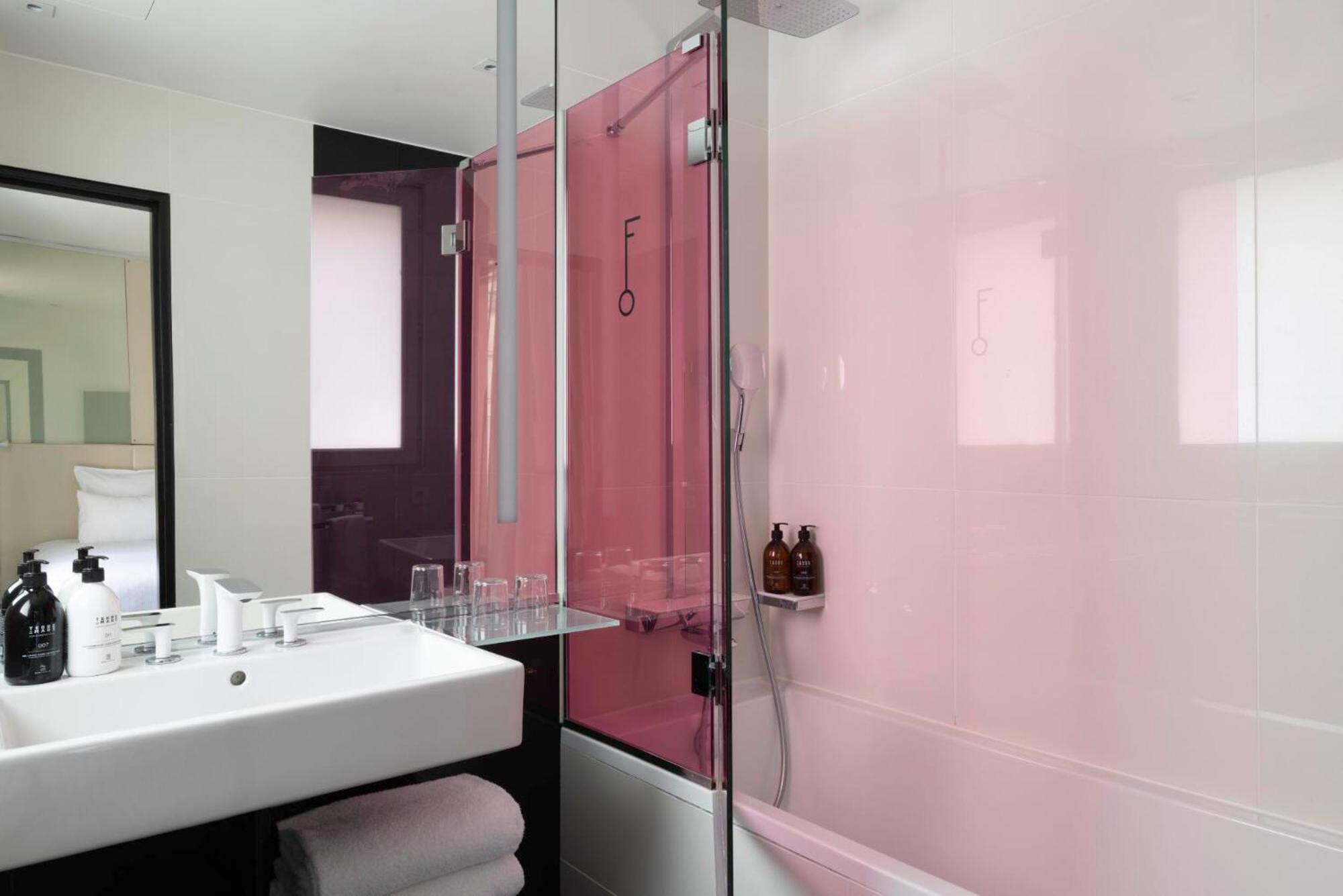 Hotel Felicien & Spa Paris Exterior photo
