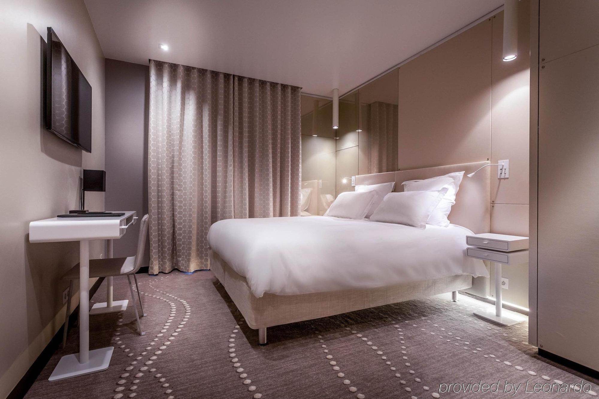Hotel Felicien & Spa Paris Exterior photo